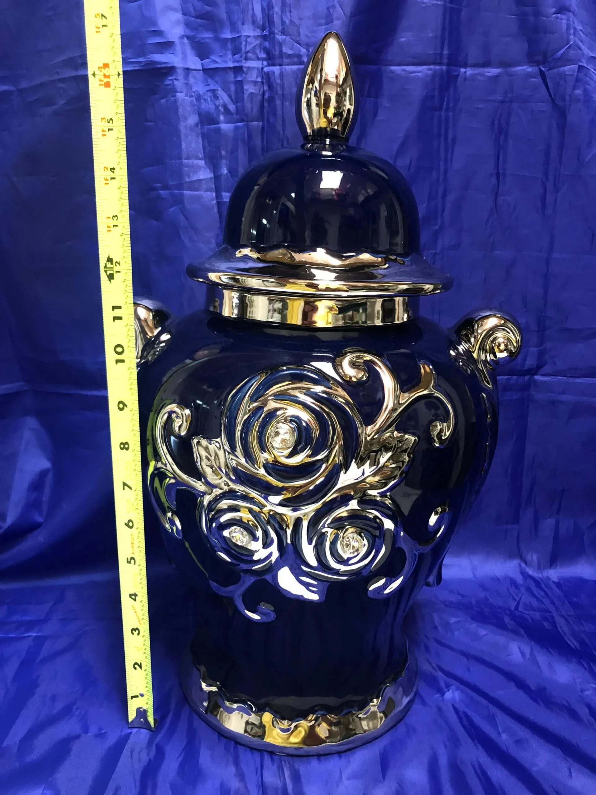 Tinaja Tureen Olokun Flower relief & Yemaya - Image 4